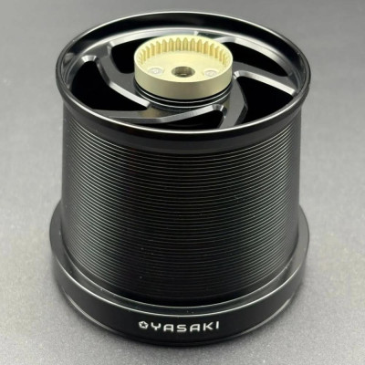 BOBINA YASAKI TOURNAMENT DW 45 BLACK